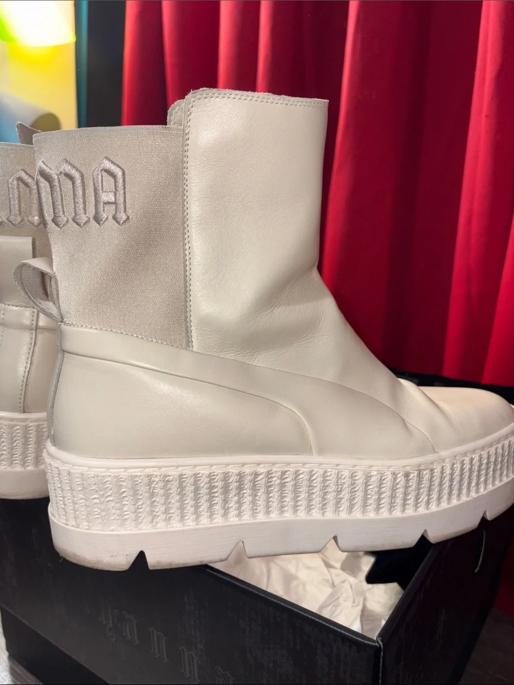 FENTY PUMA COLLAB Chelsea Sneaker Boot - Cream Color Men’s Size 10us (MINT)
